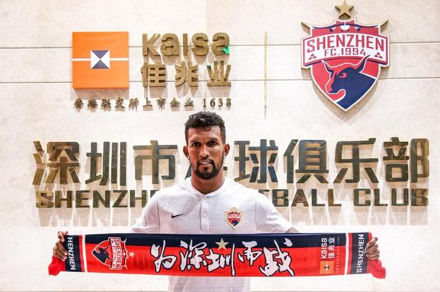 LOL英雄联盟官方竞猜-转会期体能课后，深圳男篮远射贴柱备战中超，更衣室稳定，赛季目标并未改变的简单介绍