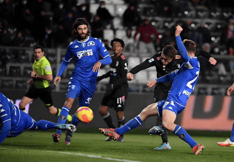 LOL英雄联盟官方竞猜-赛后那不勒斯回应争议：意甲节点到来；话题不断；资深球员宣示担当的简单介绍