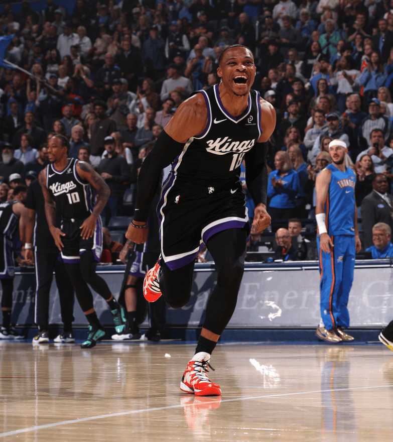 电竞赛事投注-勒沃库森训练开放日，赛后单刀错失引欢呼，NBA常规赛在即，赛季目标并未改变的简单介绍